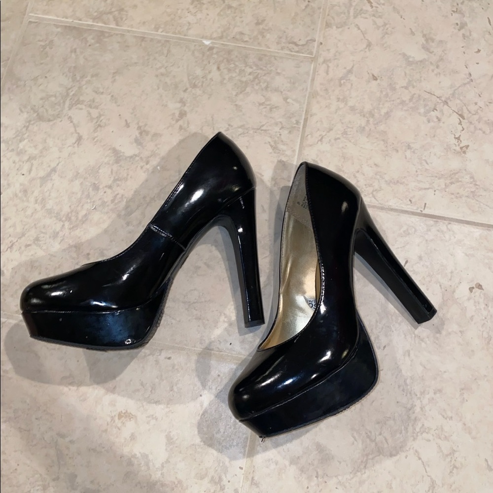 Mossimo black heels - Picture 3 of 5